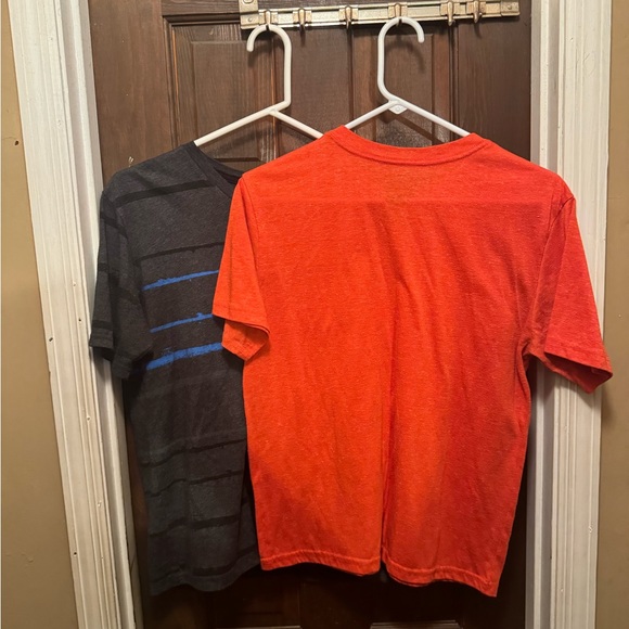 Set of 2 Boys Large Size 16 Short Sleeve Shirts: Red Camel & Billabong - Picture 5 of 9